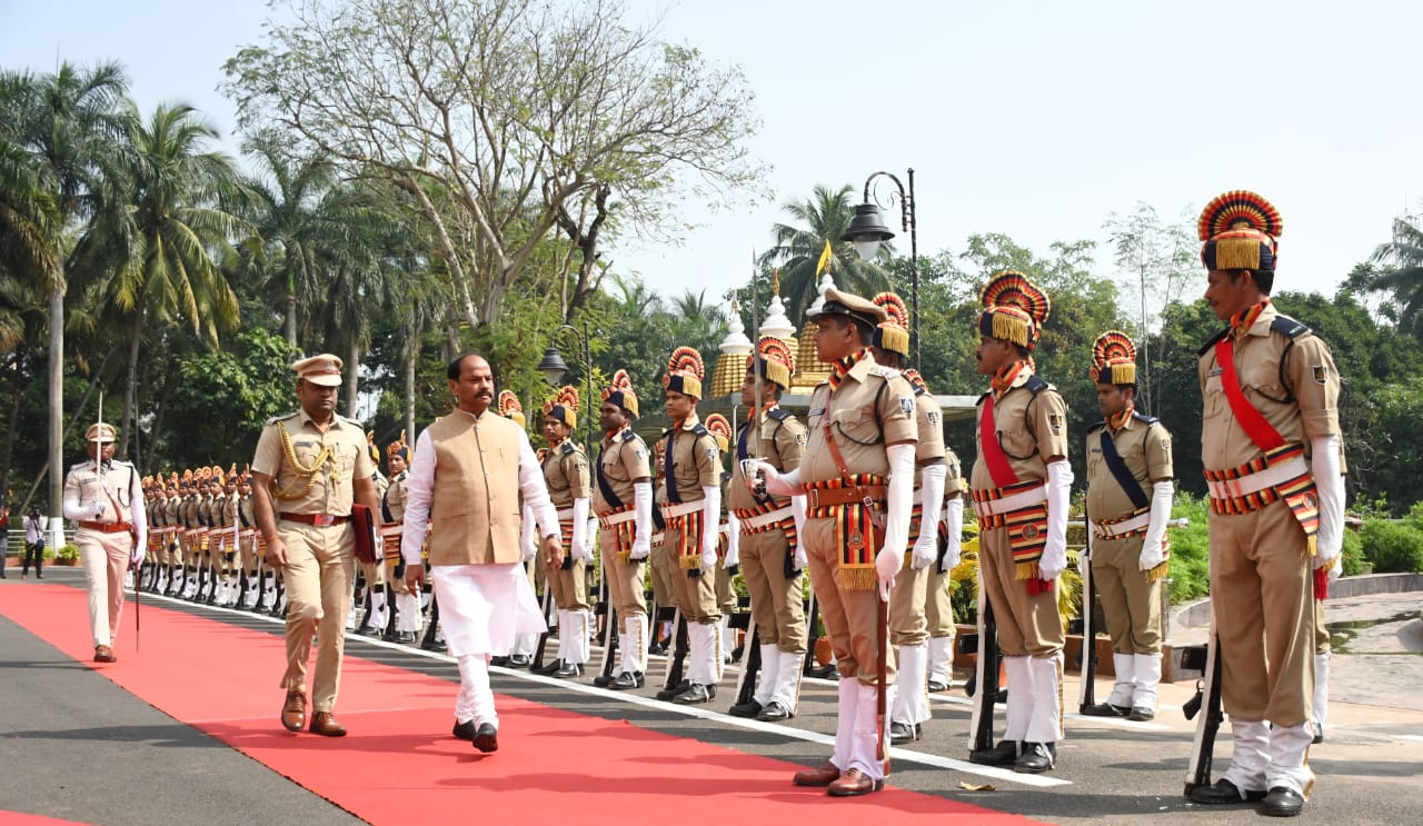 Hon'ble Governor Shri Raghubar Das addressed the 15th and last session of the 16th Odisha Legislative Assembly on
05-02-2024